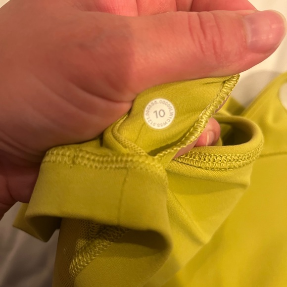 Lululemon align tank size 10 worn once - Picture 3 of 3